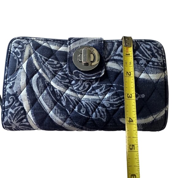 Vera Bradley Quilted Crossbody Bag & Wallet Set In Blue Pattern Retired - Picture 11 of 11